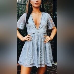 L’Atiste Lace Gray Plunge Festival Shorts Romper Size M